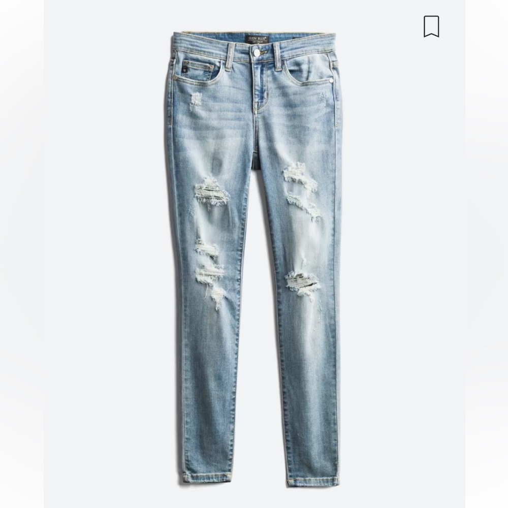 Never been worn with original tags still on it. Distressed jeans with a stretch.